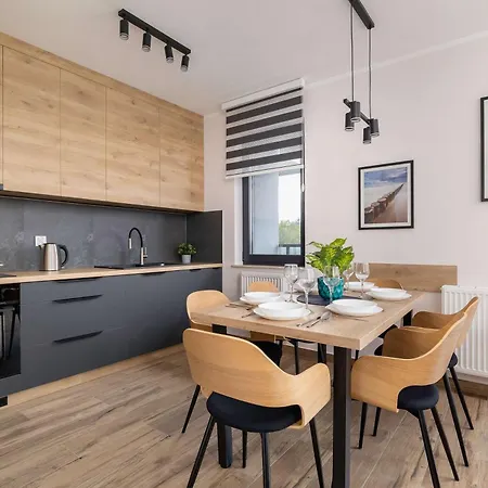 Comfortable With Parking & Balcony Ideal For Families By Nolcegi Renters Apartamento