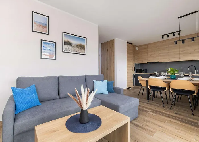 Comfortable With Parking & Balcony Ideal For Families By Nolcegi Renters *