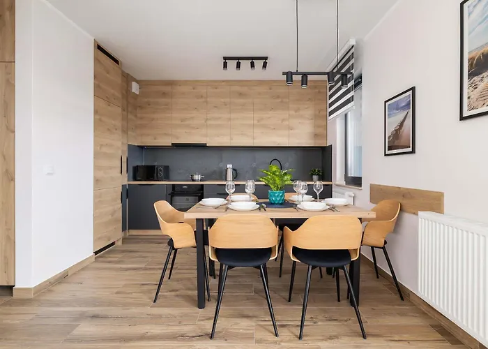 Comfortable With Parking & Balcony Ideal For Families By Nolcegi Renters Апартаменты