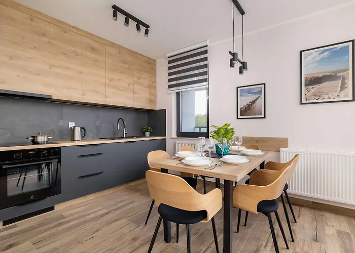 Comfortable With Parking & Balcony Ideal For Families By Nolcegi Renters Apartmán