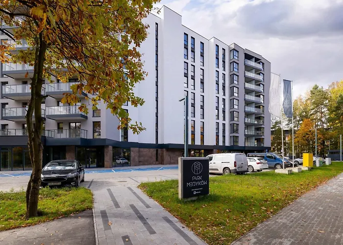 Comfortable With Parking & Balcony Ideal For Families By Nolcegi Renters * Katovice